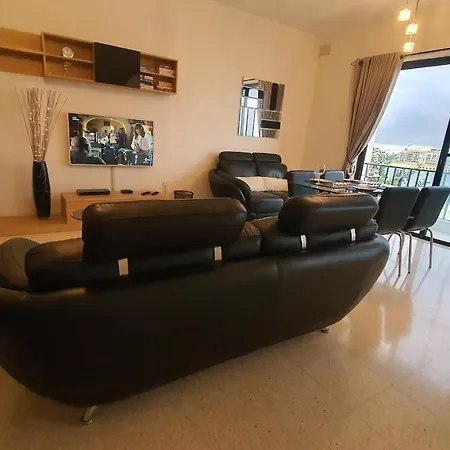 Belvedere Court * Iz-Zlielaq