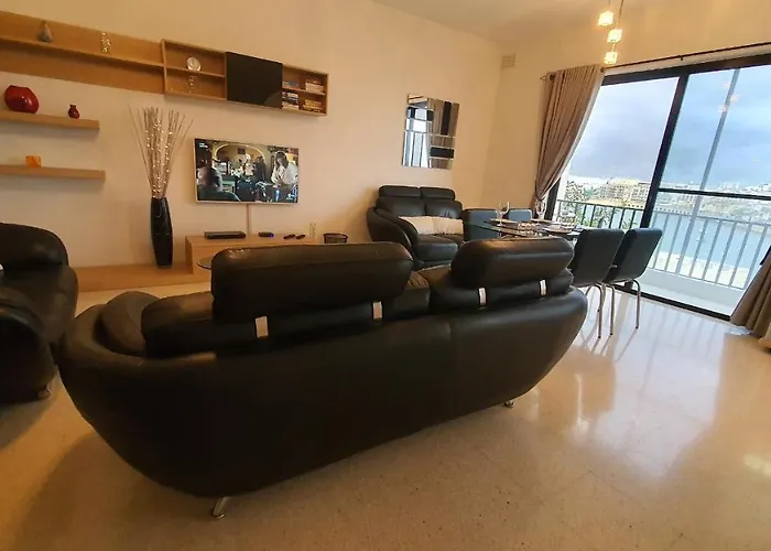 Belvedere Court * Iz-Zlielaq